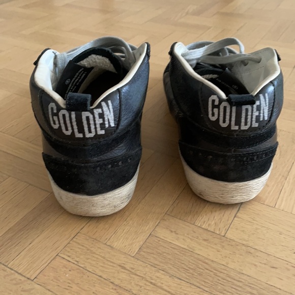 COPY - Golden Goose Sneakers - Picture 5 of 6